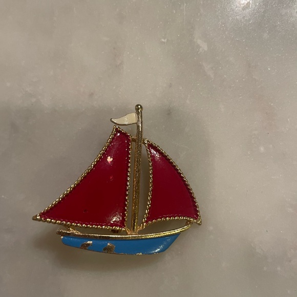 Vintage Ceramic Gold Sailboat - Picture 2 of 4